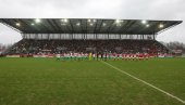 ZA LJUBITELJE GOLOVA: Esen - Lipštadt