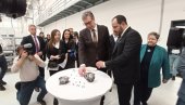 VUČIĆ U NOVOM SADU: Dobra vest za Srbiju, zadatak nam je da dovodimo investitore (VIDEO) VUČIĆ U NOVOM SADU: Dobra vest za Srbiju, zadatak nam je da dovodimo investitore (VIDEO)