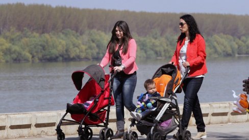 SUTRA POČINJE ISPLATA: Ko sve dobija novac SUTRA POČINJE ISPLATA: Ko sve dobija novac