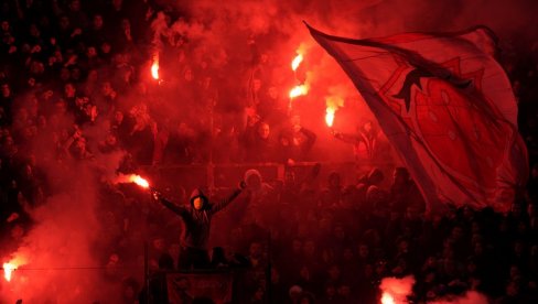 ZVEZDA AKTIVIRALA PRVU TRANSFER BOMBU: DŽelat Real Madrida stigao na Marakanu i pojačao crveno-bele (VIDEO) ZVEZDA AKTIVIRALA PRVU TRANSFER BOMBU: DŽelat Real Madrida stigao na Marakanu i pojačao crveno-bele (VIDEO)