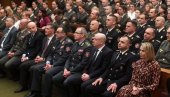 ДИВНЕ СЛИКЕ СА ВОЈНЕ АКАДЕМИЈЕ: Прослављена 172. година постојања (ФОТО) ДИВНЕ СЛИКЕ СА ВОЈНЕ АКАДЕМИЈЕ: Прослављена 172. година постојања (ФОТО)