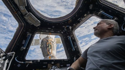 SVEMIRSKA ŠETNJA ŽENA ASTRONAUTA: Kako izgleda popravka instalacija na Međunarodnoj stanici (VIDEO)