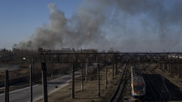 У ЛАВОВУ УНИШТЕНА ВЕЛИКА БАЗА ГОРИВА: Украјинске трупе остале без значајног средства за снабдевање У ЛАВОВУ УНИШТЕНА ВЕЛИКА БАЗА ГОРИВА: Украјинске трупе остале без значајног средства за снабдевање