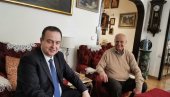 DAČIĆ U POSETI KOD TOME FILE: Drug i gospodin pravi primer kako se živi, radi i voli DAČIĆ U POSETI KOD TOME FILE: Drug i gospodin pravi primer kako se živi, radi i voli