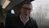 СРБИЈА ЋЕ НАСТАВИТИ КРУПНИМ КОРАЦИМА ДА ИДЕ НАПРЕД: Вучић објавио снимак из брзог воза Соко (ВИДЕО) СРБИЈА ЋЕ НАСТАВИТИ КРУПНИМ КОРАЦИМА ДА ИДЕ НАПРЕД: Вучић објавио снимак из брзог воза Соко (ВИДЕО)