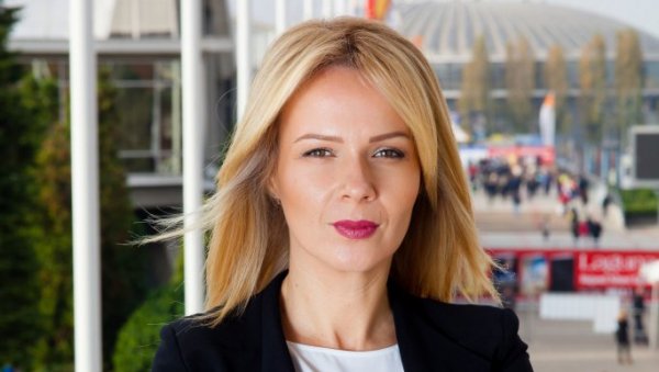 СМОТРА ТУРИЗМА ОСТАЈЕ ЗАМАЈАЦ ПРИВРЕДЕ: Директорка Београдског сајма Данка Селић каже да су упркос свим тешкоћама, људи жељни путовања СМОТРА ТУРИЗМА ОСТАЈЕ ЗАМАЈАЦ ПРИВРЕДЕ: Директорка Београдског сајма Данка Селић каже да су упркос свим тешкоћама, људи жељни путовања