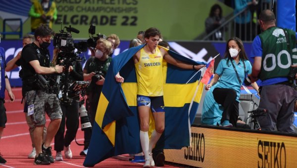 ОВАЈ ЧОВЕК ЈЕ НЕВЕРОВАТАН! Дуплантис до злата на Олимпијским играма новим светским рекордом ОВАЈ ЧОВЕК ЈЕ НЕВЕРОВАТАН! Дуплантис до злата на Олимпијским играма новим светским рекордом