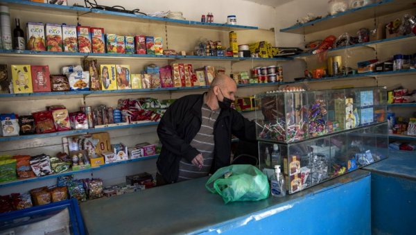 И ЏАМИЈЕ У КАМПАЊИ БОЈКОТА РОБЕ: После спотова и позива албанске групе Беса бесе да се не купују производи из централне Србије И ЏАМИЈЕ У КАМПАЊИ БОЈКОТА РОБЕ: После спотова и позива албанске групе Беса бесе да се не купују производи из централне Србије