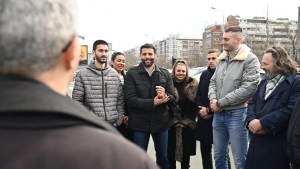ШАПИЋ: Покушаћемо да смањимо проблем око паркинга у Београду (ВИДЕО) ШАПИЋ: Покушаћемо да смањимо проблем око паркинга у Београду (ВИДЕО)