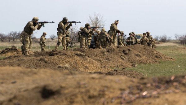 ВАШИНГТОН ПОСТ: Неонацисти користе рат Русије у Украјини у своје сврхе ВАШИНГТОН ПОСТ: Неонацисти користе рат Русије у Украјини у своје сврхе