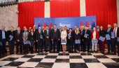 MIROVIĆ: Važan dan za Vojvodinu, novi investicioni ciklus vredan 4,5 milijardi dinara MIROVIĆ: Važan dan za Vojvodinu, novi investicioni ciklus vredan 4,5 milijardi dinara