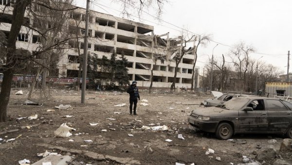 У МАРИЈУПОЉУ РАТОВАЊЕ ДО ЗАДЊЕГ МЕТКА: У опкољеном граду остало је више хиљада украјинских војника који нису желели да изађу У МАРИЈУПОЉУ РАТОВАЊЕ ДО ЗАДЊЕГ МЕТКА: У опкољеном граду остало је више хиљада украјинских војника који нису желели да изађу