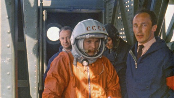 САЧУВАЈ ГА ИЛИ УНИШТИ: Због чега нико није смео да види скафандер Јурија Гагарина, чак ни после слетања САЧУВАЈ ГА ИЛИ УНИШТИ: Због чега нико није смео да види скафандер Јурија Гагарина, чак ни после слетања