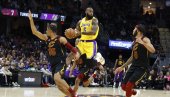 PAO NESTVARAN REKORD NBA LIGE: Svi poeni Lebrona DŽejmsa - pršti kao vatromet PAO NESTVARAN REKORD NBA LIGE: Svi poeni Lebrona DŽejmsa - pršti kao vatromet