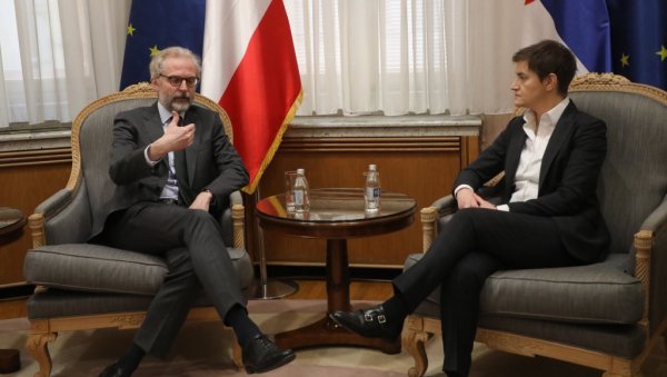 ОДНОСИ СРБИЈЕ И АУСТРИЈЕ НА УЗЛАЗНОЈ ПУТАЊИ: Брнабићева примила у опроштајну посету амбасадора Лутеротија ОДНОСИ СРБИЈЕ И АУСТРИЈЕ НА УЗЛАЗНОЈ ПУТАЊИ: Брнабићева примила у опроштајну посету амбасадора Лутеротија