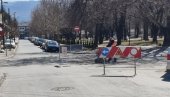 VELIKI BROJ HAVARIJA NA VODOVODNOJ MREŽI: Bez vode potrošači u desetak ulica VELIKI BROJ HAVARIJA NA VODOVODNOJ MREŽI: Bez vode potrošači u desetak ulica