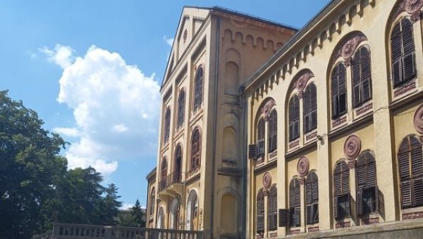 КО ГОД ЈЕ ТО УРАДИО, ПОСЛАО ЈЕ ПОРУКУ НА НАЈГОРИ НАЧИН: Председник општине Аранђеловац о пожару у Старом здању КО ГОД ЈЕ ТО УРАДИО, ПОСЛАО ЈЕ ПОРУКУ НА НАЈГОРИ НАЧИН: Председник општине Аранђеловац о пожару у Старом здању