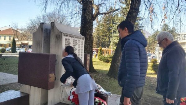 ПОДСЕЋАЊЕ НА НЕДЕЛА НАТО-а: У Беранама још једно сећање на борце пале у ратовима од 1990. до 1999. године ПОДСЕЋАЊЕ НА НЕДЕЛА НАТО-а: У Беранама још једно сећање на борце пале у ратовима од 1990. до 1999. године