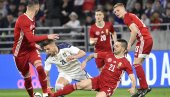 ЛУДНИЦА НА (НЕ БАШ) ПРИЈАТЕЉСКОМ МЕЧУ: Псовке, аутогол, судија који не види и... победа Србије у Мађарској! ЛУДНИЦА НА (НЕ БАШ) ПРИЈАТЕЉСКОМ МЕЧУ: Псовке, аутогол, судија који не види и... победа Србије у Мађарској!