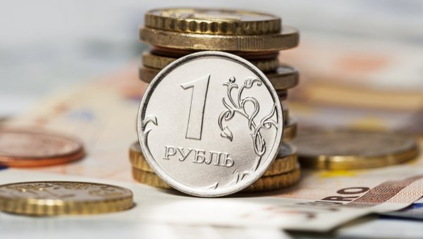 ЦЕНЕ СТАБИЛНЕ ТРЕЋУ НЕДЕЉУ ЗАРЕДОМ: Годишња инфлација у Русији успорила на 12,52 одсто