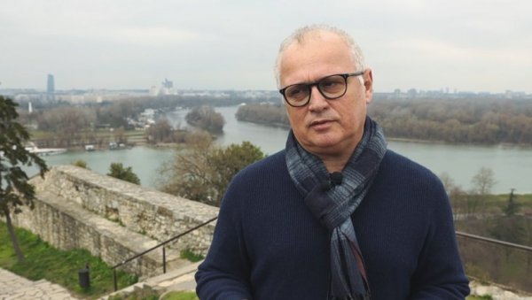 ИСТОРИЈСКА ПОБЕДА ВУЧИЋА Весић: Срећан сам што смо добили овакву подршку! ИСТОРИЈСКА ПОБЕДА ВУЧИЋА Весић: Срећан сам што смо добили овакву подршку!
