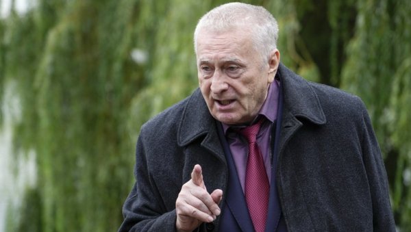 ПЕТА КОЛОНА СЕ ПОДМИЋУЈЕ, НАОРУЖАВА Жириновски је предвидео данашње догађаје у Сирији још пре 13 година: Иста ствар као у Либији ПЕТА КОЛОНА СЕ ПОДМИЋУЈЕ, НАОРУЖАВА Жириновски је предвидео данашње догађаје у Сирији још пре 13 година: Иста ствар као у Либији