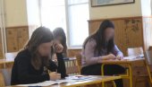NOVI PRITISAK UKRAJINSKIH VLASTI: U gradu Nikolajevu srednjoškolcima zabranjuju učenje ruskog jezika