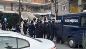 НАСИЛНО УПАЛИ У РТС: Ухапшени чланови организације “Достојни Србије” НАСИЛНО УПАЛИ У РТС: Ухапшени чланови организације “Достојни Србије”