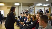 IRENA VUJOVIĆ U JAJINCIMA: Važno je da 3. aprila svi budemo jedinstveni IRENA VUJOVIĆ U JAJINCIMA: Važno je da 3. aprila svi budemo jedinstveni
