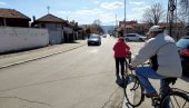 ПРЕМИНУЛЕ ПОВРЕЂЕНЕ ДЕВОЈЧИЦЕ: Стигле страшне вести упркос напорима лекара у Нишу ПРЕМИНУЛЕ ПОВРЕЂЕНЕ ДЕВОЈЧИЦЕ: Стигле страшне вести упркос напорима лекара у Нишу