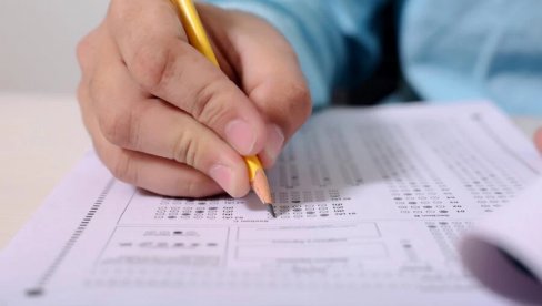 ОВО ЈЕ НАЈКРАЋИ ТЕСТ ИНТЕЛИГЕНЦИЈЕ: Покушајте да одговорите на три питања - већина погреши ОВО ЈЕ НАЈКРАЋИ ТЕСТ ИНТЕЛИГЕНЦИЈЕ: Покушајте да одговорите на три питања - већина погреши
