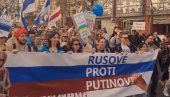 RUSI MARŠIRALI U PRAGU PROTIV PUTINA: Oko 3.000 ljudi na protestu protiv rata u Ukrajini RUSI MARŠIRALI U PRAGU PROTIV PUTINA: Oko 3.000 ljudi na protestu protiv rata u Ukrajini