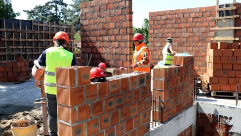 ČISTAČI, PUTARI, ČISTAČI: Poslodavci u prestonici traže kadar sa srednjom stručnom spremom