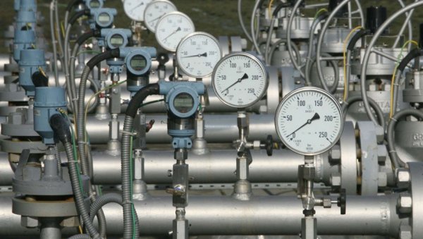 ПРВИ ПУТ ОД КРАЈА ЈУЛА: Цена гаса у Европи пала је на скоро 1.600 долара за 1.000 кубних метара ПРВИ ПУТ ОД КРАЈА ЈУЛА: Цена гаса у Европи пала је на скоро 1.600 долара за 1.000 кубних метара