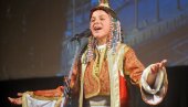 ПАВЛИНА ИЗ ОРАХОВЦА УОЧИ НАСТУПА У МОСКВИ НА ДАН ПОБЕДЕ: Певаћу с поносом и страхопоштовањем према Русији (ВИДЕО) ПАВЛИНА ИЗ ОРАХОВЦА УОЧИ НАСТУПА У МОСКВИ НА ДАН ПОБЕДЕ: Певаћу с поносом и страхопоштовањем према Русији (ВИДЕО)