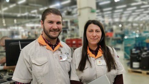 OD TRAKE DO UNAPREĐENJA I LJUBAVI: Nevena i Miodrag u DŽonson elektriku u Nišu dobili prvi posao nakon studija i napredovali u struci OD TRAKE DO UNAPREĐENJA I LJUBAVI: Nevena i Miodrag u DŽonson elektriku u Nišu dobili prvi posao nakon studija i napredovali u struci