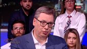 ВУЧИЋ ОТКРИО МАРИЋУ: Добио сам поруку од Ане Брнабић пре доласка у емисију ВУЧИЋ ОТКРИО МАРИЋУ: Добио сам поруку од Ане Брнабић пре доласка у емисију