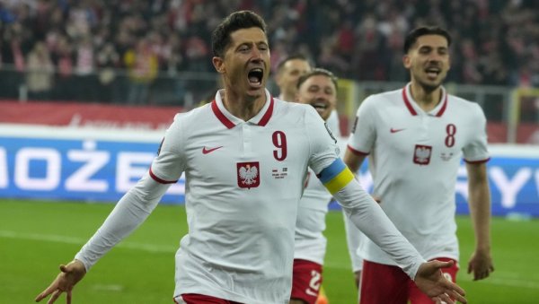 УТАКМИЦА ЈЕ У ДРУГОМ ПЛАНУ: Пољаци брину због Левандовског, Велс размишља о баражу УТАКМИЦА ЈЕ У ДРУГОМ ПЛАНУ: Пољаци брину због Левандовског, Велс размишља о баражу