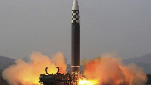 ПЈОНГ ЈАНГ ИМА ОРУЖЈЕ КОЈЕ ВАШИНГТОН НЕМА: Северна Кореја тврди да је успешно лансирала хиперсоничну ракету на чврсто гориво