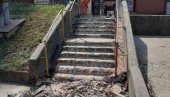 ОБНАВЉАЈУ СТЕПЕНИШТА У БЛОКОВИМА 23 И 19А: Град реконструише запуштени део БНовог београда