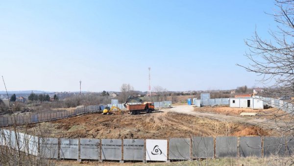 ДНЕВНИ БОРАВАК ЗА ДЕЦУ ОМЕТЕНУ У РАЗВОЈУ УСКОРО У БАРАЈЕВУ: Почели радови на изградњи новог објекта ДНЕВНИ БОРАВАК ЗА ДЕЦУ ОМЕТЕНУ У РАЗВОЈУ УСКОРО У БАРАЈЕВУ: Почели радови на изградњи новог објекта