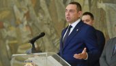 VULIN: Ne znam čemu se raduju kvislinzi iz NATO partija, nikakvih ponovljenih izbora ne treba da bude VULIN: Ne znam čemu se raduju kvislinzi iz NATO partija, nikakvih ponovljenih izbora ne treba da bude
