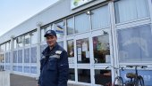 НОВИ ШАЛТЕР ЗА ОКО 500 ДОМАЋИНСТАВА: У Кикинди отворена још једна експозитура поште НОВИ ШАЛТЕР ЗА ОКО 500 ДОМАЋИНСТАВА: У Кикинди отворена још једна експозитура поште