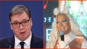 JELENA KARLEUŠA ĆE GLASATI ZA VUČIĆA: Majstor je objasnio kako se radi posao JELENA KARLEUŠA ĆE GLASATI ZA VUČIĆA: Majstor je objasnio kako se radi posao