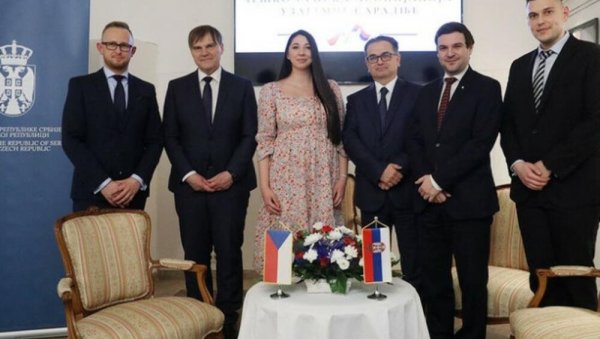 ПОЧЕТАК РАДА ЧЕШКО-СРПСКЕ АСОЦИЈАЦИЈЕ УЗАЈА: Чешко-српски односи последњих година су у успону ПОЧЕТАК РАДА ЧЕШКО-СРПСКЕ АСОЦИЈАЦИЈЕ УЗАЈА: Чешко-српски односи последњих година су у успону