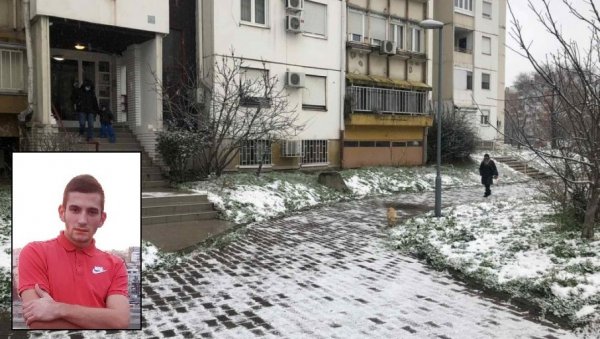 УБОДЕН НОЖЕМ У СРЦЕ: Суђење Дамиру Ибрахимовићу за убиство Ивана Трифуновића 14. јануара 2021. УБОДЕН НОЖЕМ У СРЦЕ: Суђење Дамиру Ибрахимовићу за убиство Ивана Трифуновића 14. јануара 2021.