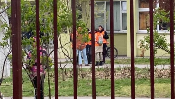 ИНЦИДЕНТ У НОВОМ САДУ: Брајан Брковић провокацијама покушава да направи хаос (ВИДЕО) ИНЦИДЕНТ У НОВОМ САДУ: Брајан Брковић провокацијама покушава да направи хаос (ВИДЕО)