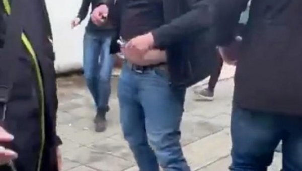 ГРБОВИЋ ОТПОЧЕО ТУЧУ: На снимку који је поставила Жаклина Таталовић јасно се све види (ВИДЕО) ГРБОВИЋ ОТПОЧЕО ТУЧУ: На снимку који је поставила Жаклина Таталовић јасно се све види (ВИДЕО)
