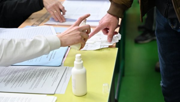 МОГУЋЕ И ЧЕТВРТО ГЛАСАЊЕ: До суботе епилог случаја Трновац МОГУЋЕ И ЧЕТВРТО ГЛАСАЊЕ: До суботе епилог случаја Трновац