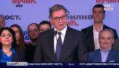 ВУЧИЋУ НА ПОКЛОН - ФРИЖИДЕР: Председник дошао да прогласи победу, дочекало га несвакидашње изненађење! (ФОТО)
